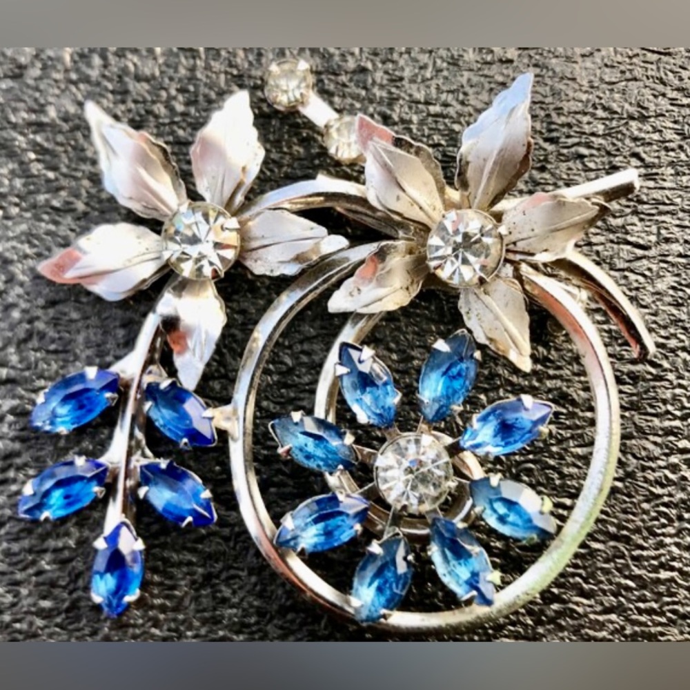 Vintage 1930s Rhinestone Studded Flower Spiral Pinwheel  Pinback Brooch